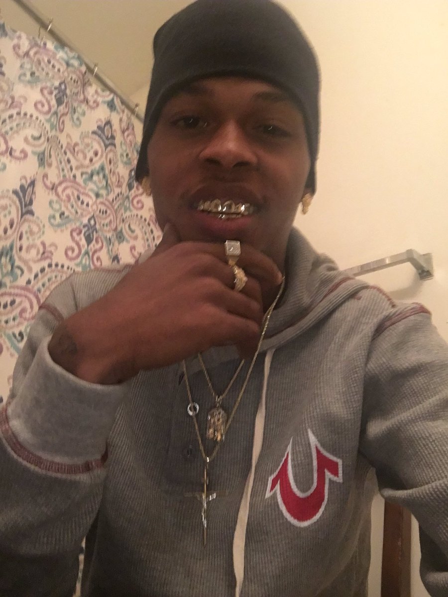 MoneybaggRod's tweet image. 