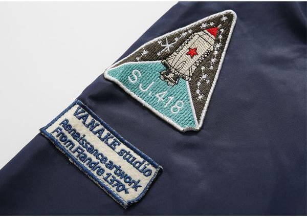 DapperSuppIy's tweet photo. Bomber Jacket https://t.co/FkVQr79eOv https://t.co/3hiLj3aW1B