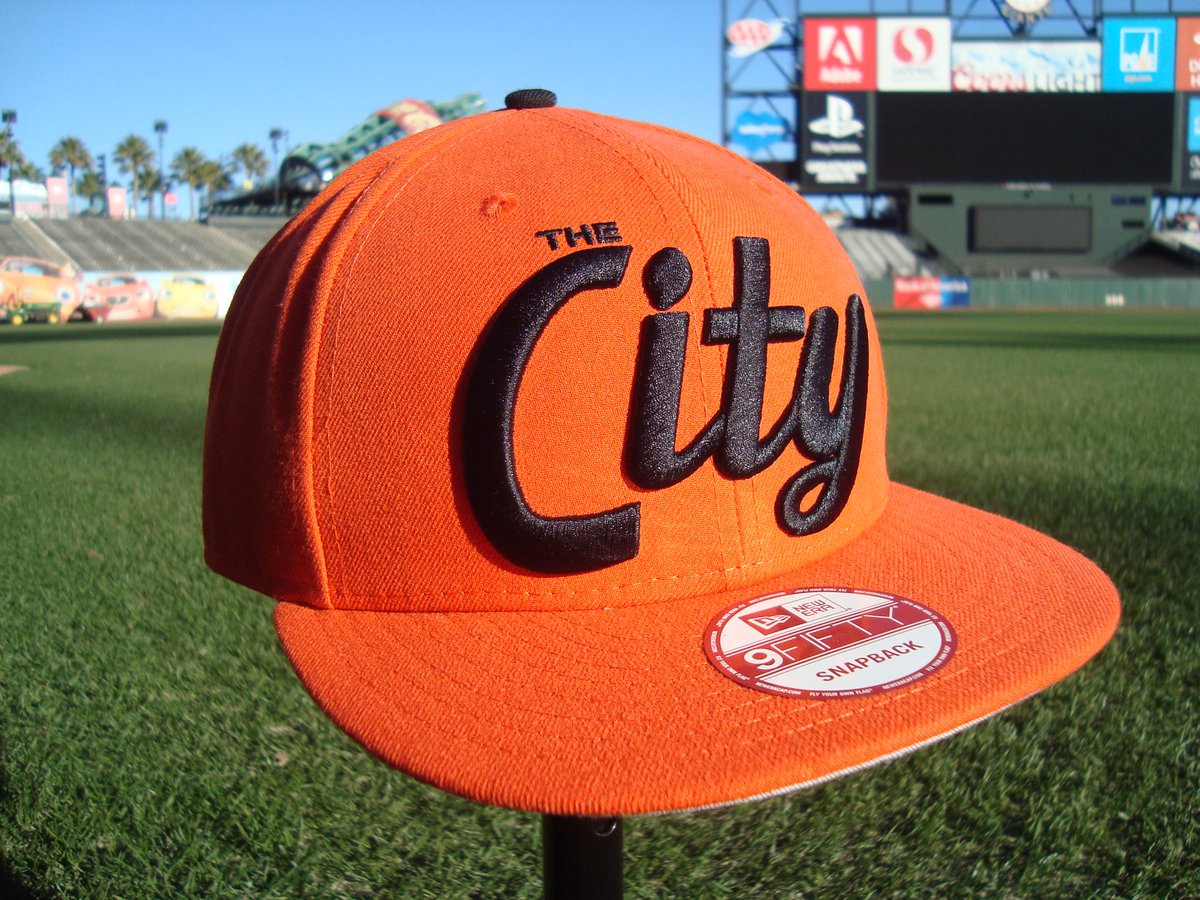 SFGDugoutStore's tweet photo. 🎩👑ALL HATS BUY ONE GET ONE 🆓!👑🎩 As seen on the Ambassador of the 🌉BAY🌉 @e40 ! Cap by @newera #sfgiants https://t.co/KbqP7z2hkv