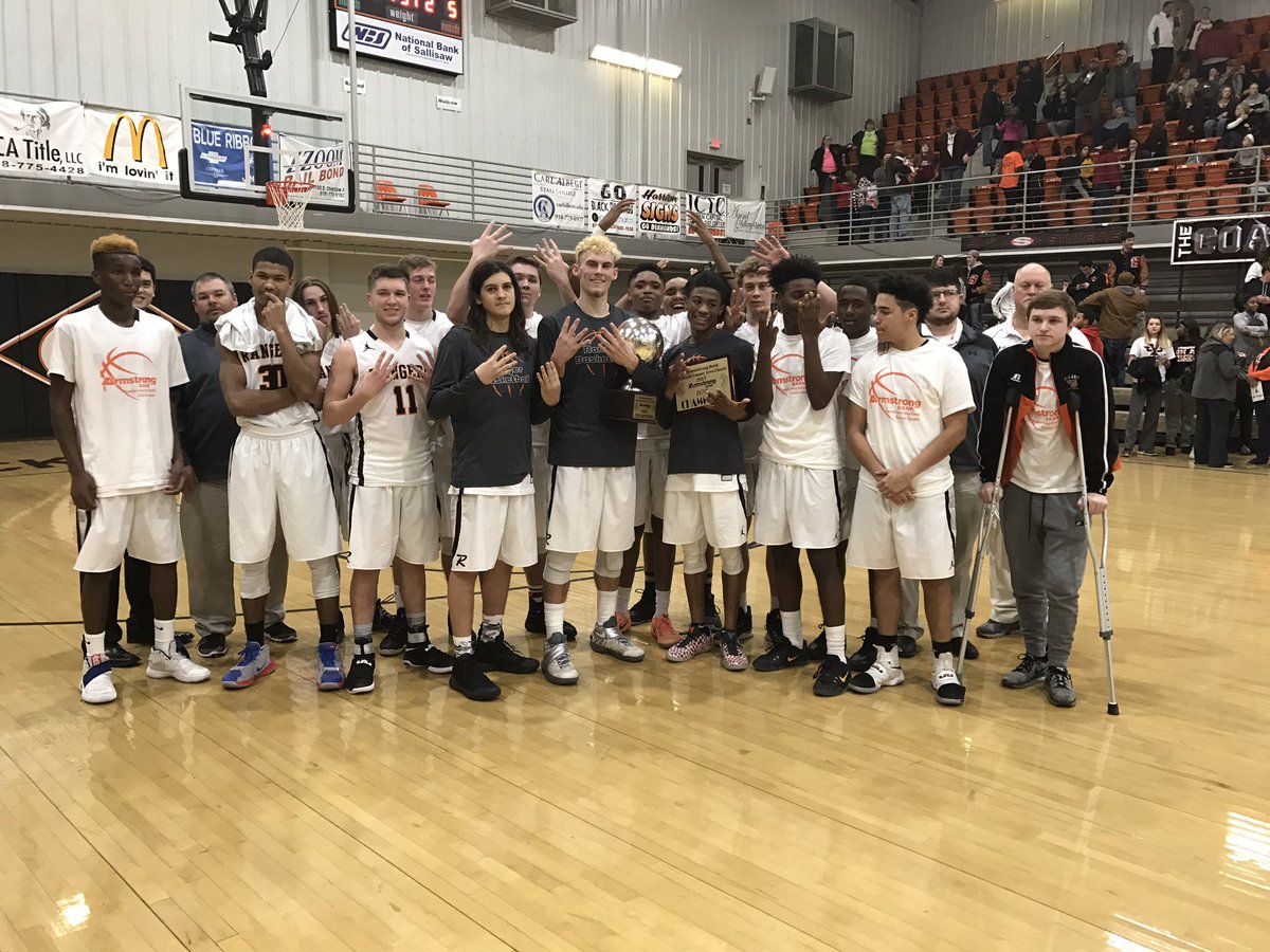 Roland wins it's 8th straight Sequoyah County Tournament defeating Muldrow 68-46 <a href="/Skordle/">Skordle App</a> <a href="/okhsscores/">Oklahoma HS Extreme</a> @vypelady @OkImpact  <a href="/PrepHoopsOK/">Prep Hoops Oklahoma</a>