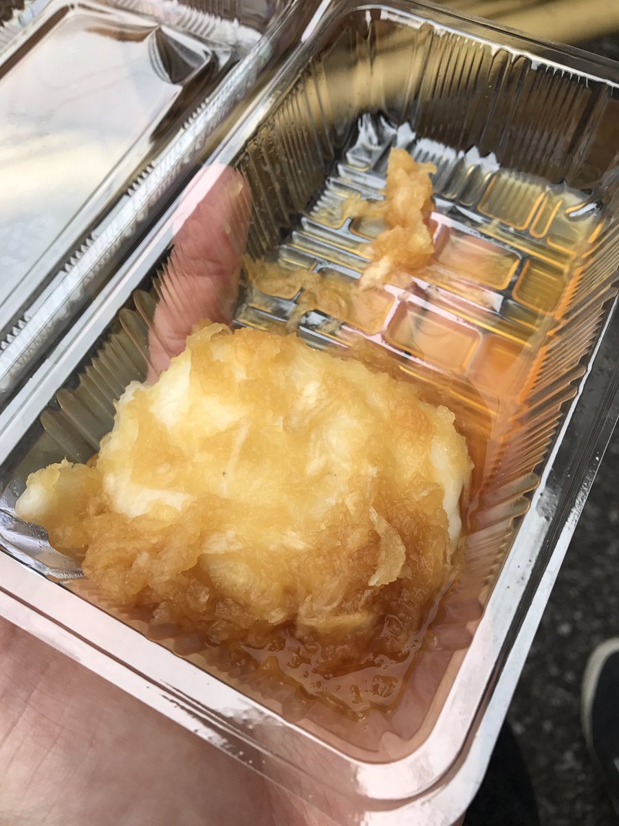 ozwd39's tweet photo. つきたてのお餅柔らかくてうまい！ https://t.co/TBditYsfdz