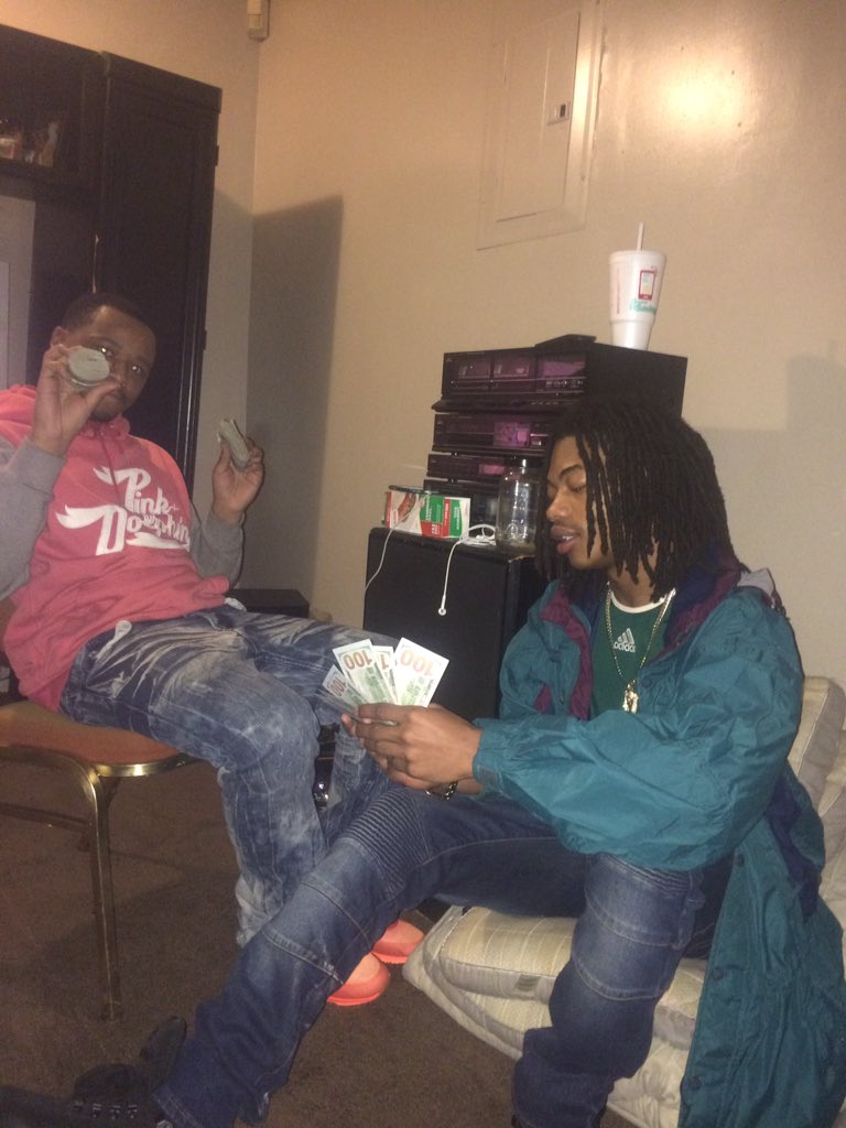 RoseMoneyBaby's tweet photo. That Dirty Money Got us Right that's what I Beat My Case With @DMTFL0 https://t.co/arjYFPj3cE