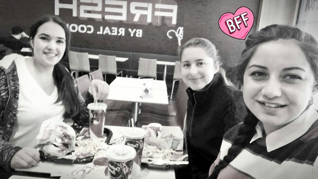 ebruc18's tweet photo. 😍😚 https://t.co/bWdXRkbXcK
