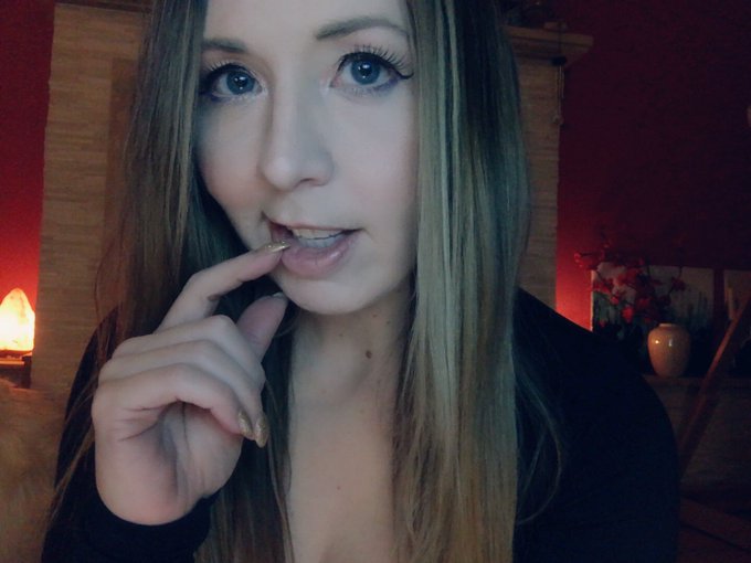 See you in five! https://t.co/BSGNqV7wG6