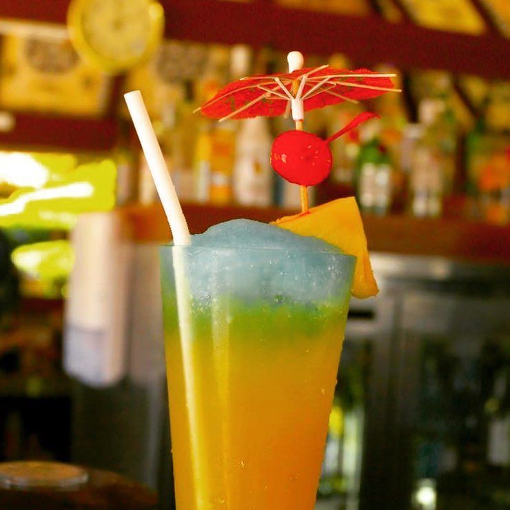 We're looking forward to a few more of these in 2017! If you could name this cocktail, wha… ift.tt/2i2eNMC