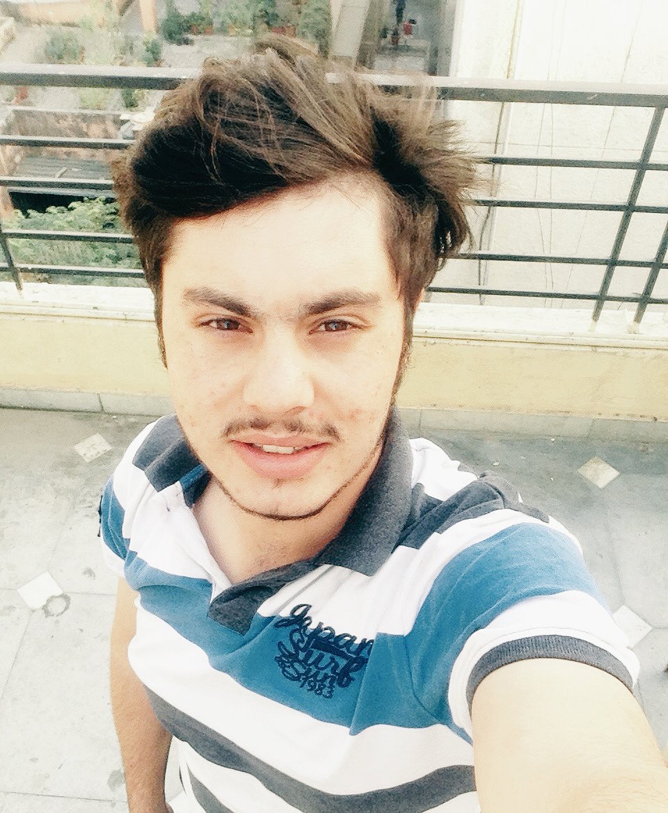 hasibmardan123's tweet photo. Finally a good day 🌤 #firstpostintwitter😎 https://t.co/jaS9F5hYW3