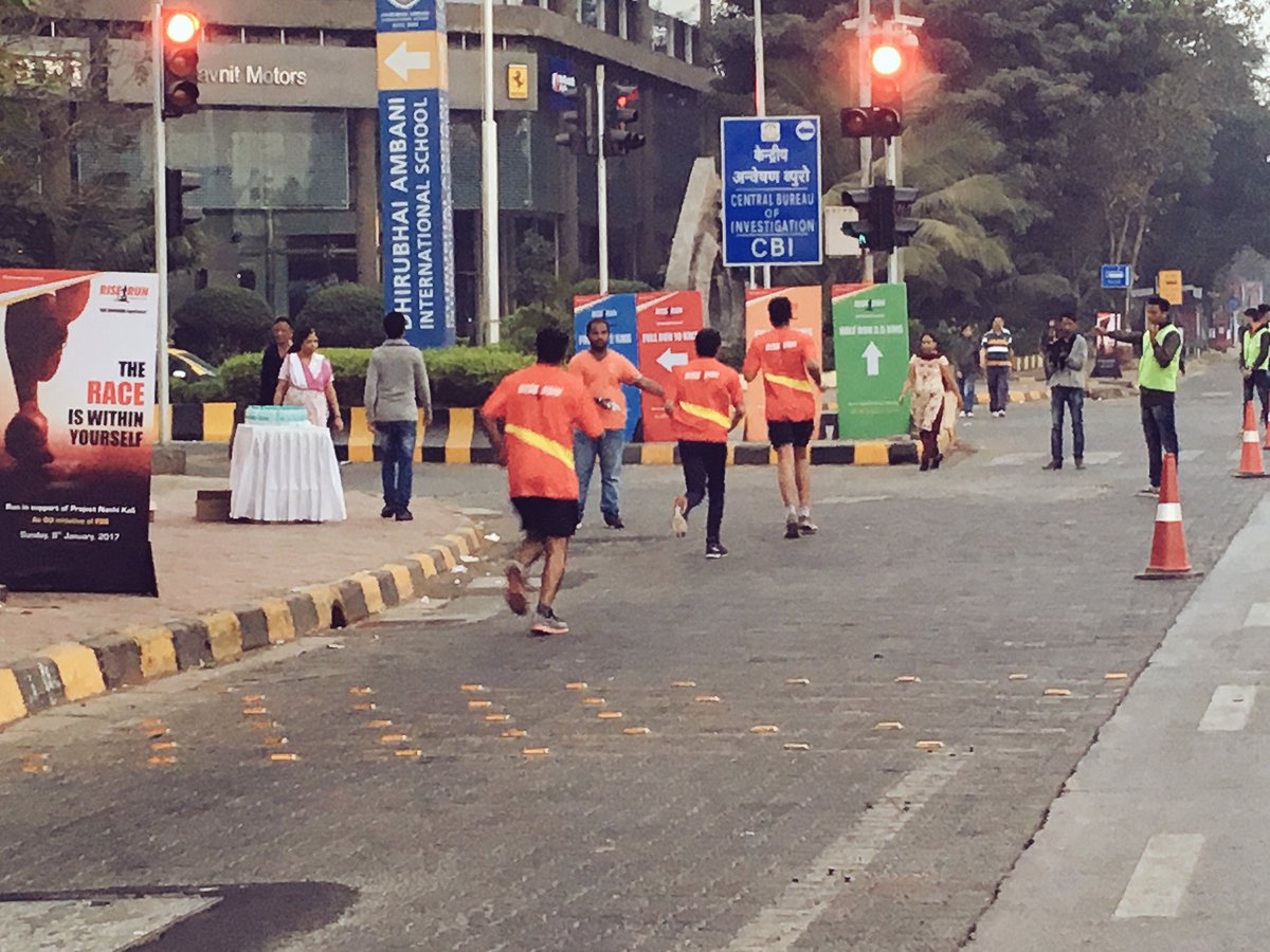 engage4more's tweet photo. Some moments from today's super energy Mahindra Rise Run @MahindraRise @anandmahindra @MahindraFin #letsengage4more #fitness #onemahindra https://t.co/gXa6UcZwRj