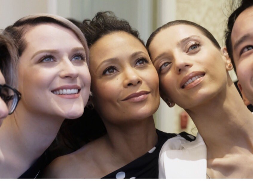 AngelaSarafyan's tweet photo. @WestworldHBO https://t.co/ZZYTVmc49k