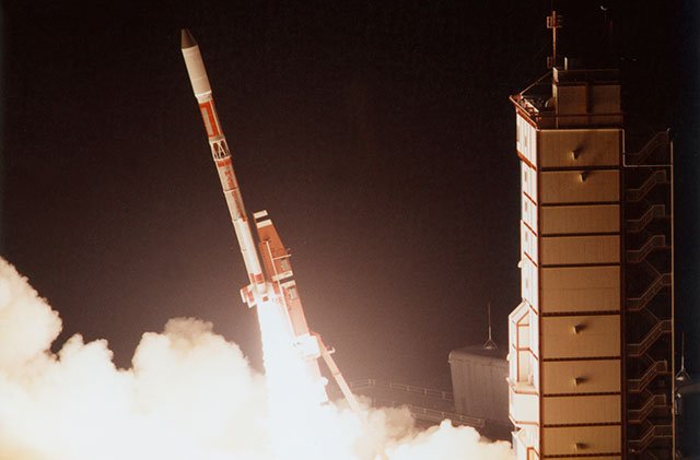 JAXA_en's tweet image. M-3SII to Lift Off to Send SAKIGAKE and SUISEI into Orbit in 1985, to Encounter Halley's Comet #photooftheday