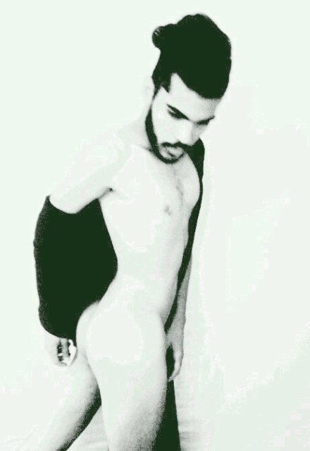 Prendasser_YP's tweet photo. #photographer #photography #menswear #models #nycmodel #brooklyn #fashion #venezolan #blackandwhite #london #caracas https://t.co/Yw8dMAytHL