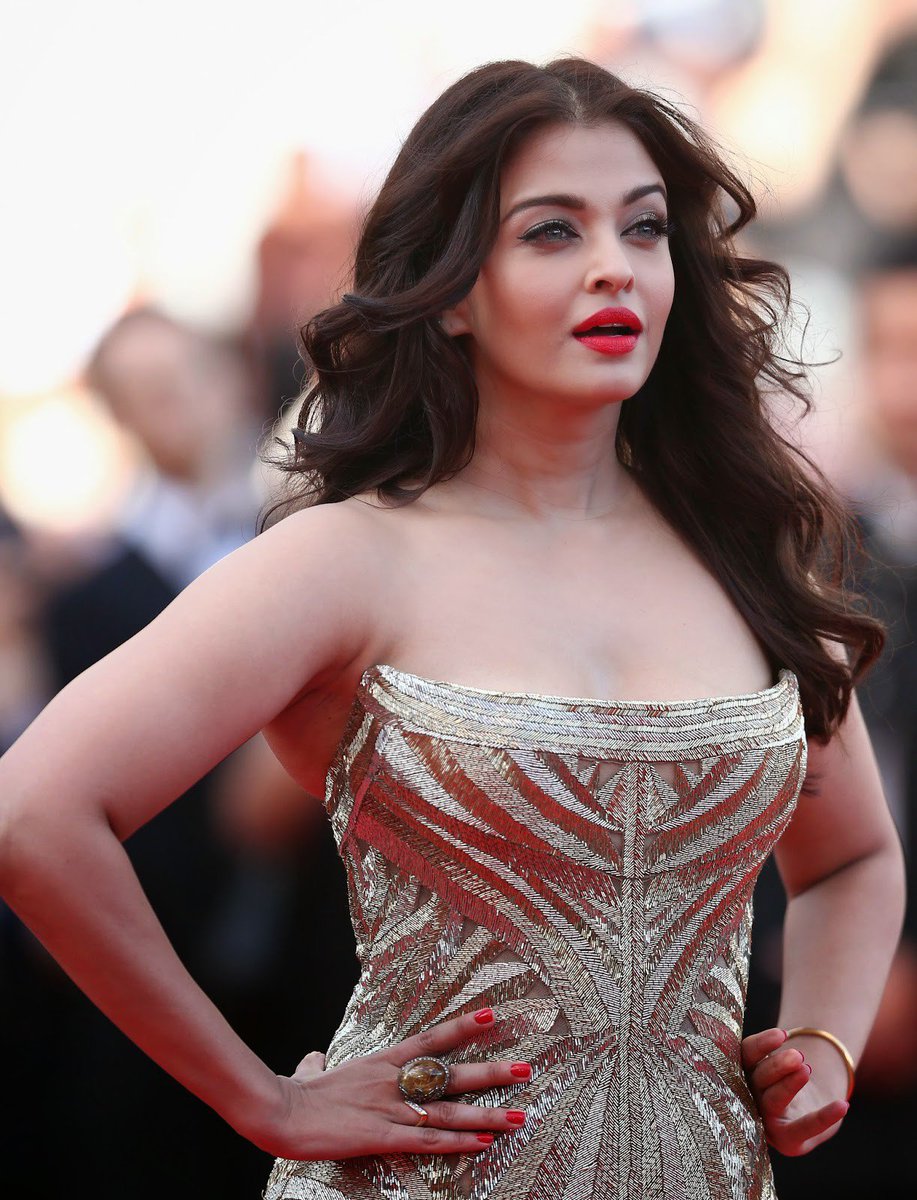 8tttuu's tweet image. நகையே போடாத ஐஸ் .. அழகுக்கெல்லாம் ஒரு எடுத்து காட்டு ..!