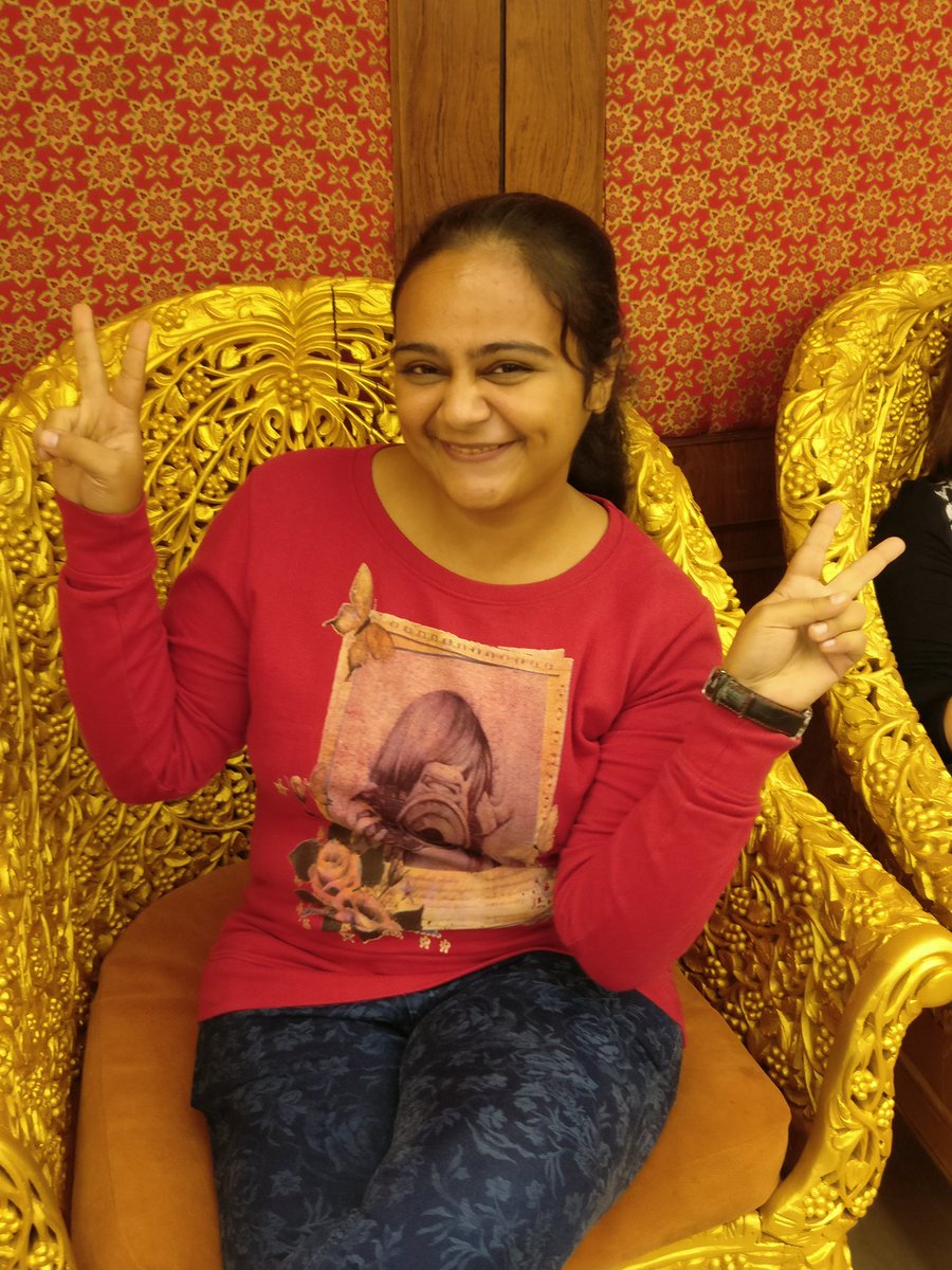 ReshmaAshar's tweet photo. #DecodeYourself I am really feeling so awesome today. Work. Play. Inspire. Repeat. Thanks Varsha ๐
#DecodeYourself https://t.co/nvX4PhxMpC