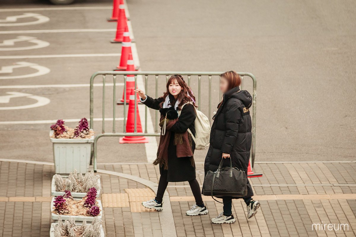 mireum_0's tweet photo. 160313 프로듀스101 4차평가 유정 출근 #최유정 #아이오아이 https://t.co/Dzgp9XH0rs