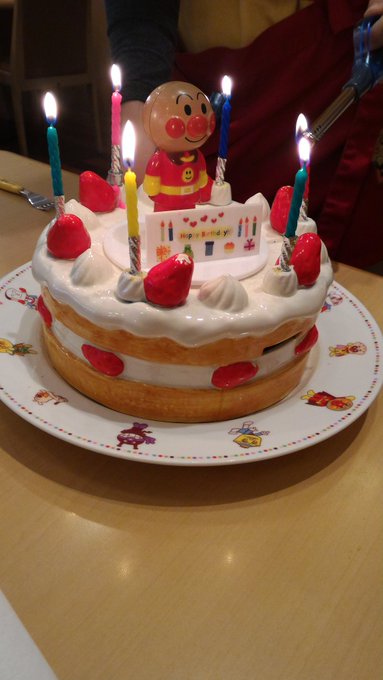 キャラクターがいっぱい 子供の誕生日は特典がある店で祝おう 5選 Icotto イコット