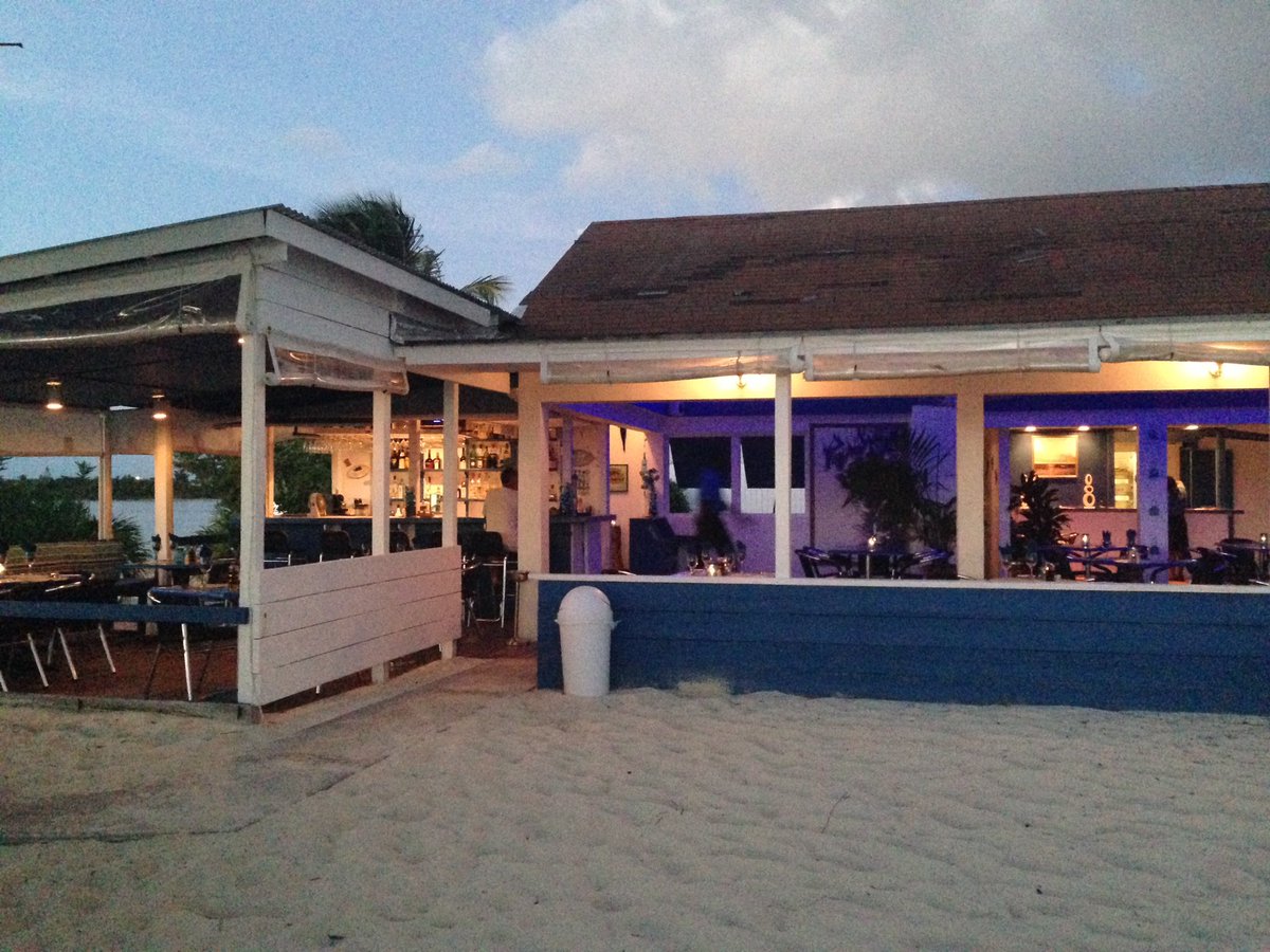 simplyfadless's tweet photo. Wow the #lobsterravioli @trattoriatramonto is to die for! Food was excellent as always. #anguilla #shoalbaywest https://t.co/hynqd8xRzJ