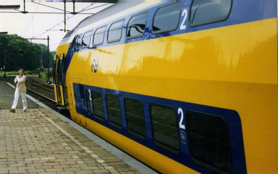 All Dutch Trains Now Run 100% On Wind Power cleantechnica.com/2017/01/08/dut…