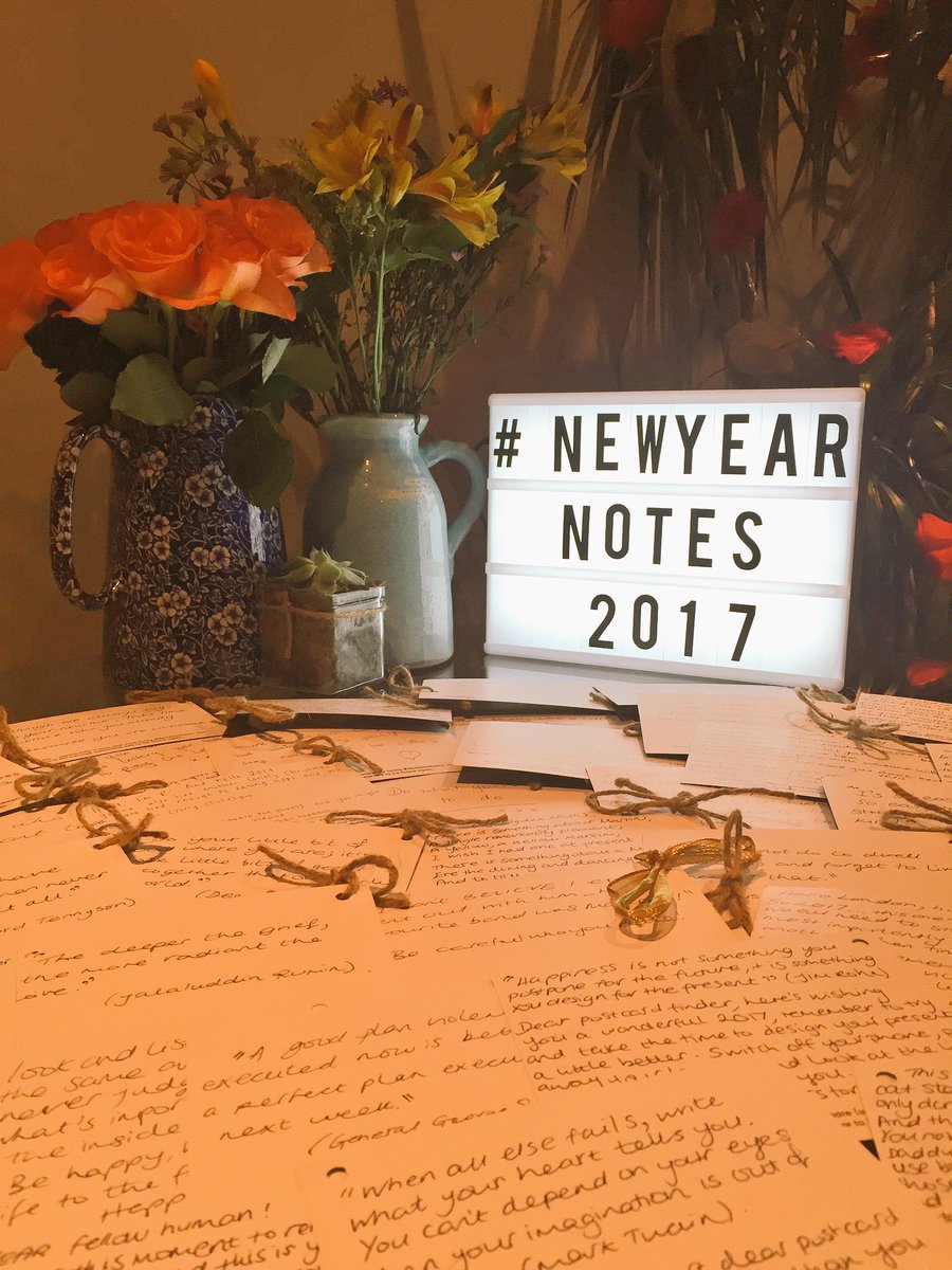 rachaelchdwk's tweet image. Check out the #NewYearNotes on newyearnotes.wordpress.com. Send a message to be left for strangers to find by a DM or through the site 📜