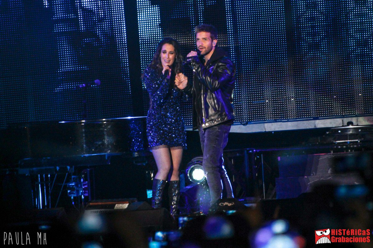 histericasgrab's tweet photo. #Malu volvió a llenar el @BCard_Center con su #CaosTour rodeada de amigos #PabloAlboran #NIñaPastori #MariaLaCaria
https://t.co/Ik2YzSl7J6 https://t.co/LIfLJuTTl2