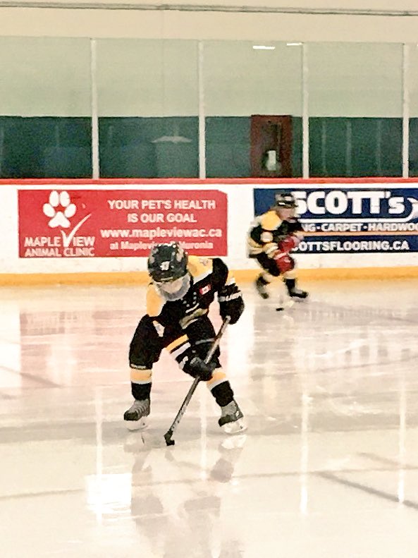 aheadrick75's tweet photo. Semi's this early snowy morning in Barrie for Evan & the SPW Selects!! #letsgosoo #playsmart #shoothard #skatefast #HeadrickHockey 🏒🚨🏒🚨 https://t.co/wzLz4w37w2