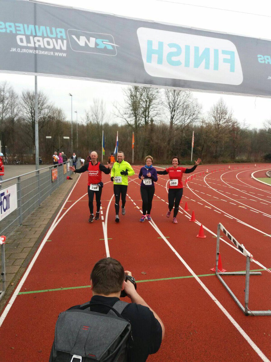 RopaFlevoland's tweet photo. Onze Roparunners waren vandaag weer bij de Wintercup van @AVSpirit #goeietraining https://t.co/cA0tXczlcx