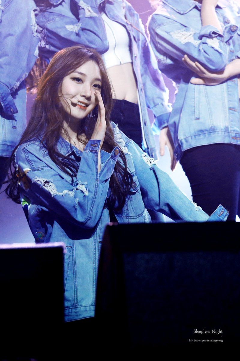 sleepxnight729's tweet photo. #Pristin #프리스틴 #민경 #김민경
@PLEDIS_PRISTIN_ 

엔딩요정 타이틀 욕심 한번 내봅니다! https://t.co/ZhTuHTIjqm