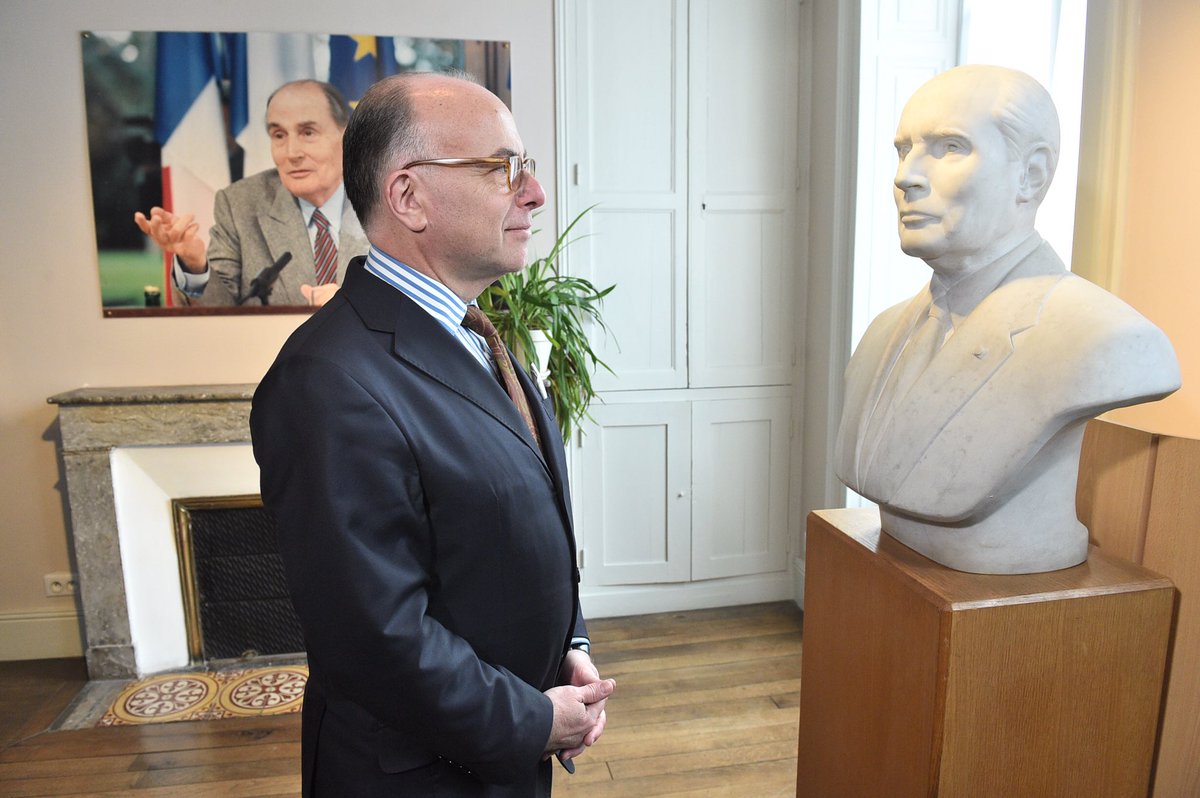 Bernard Cazeneuve tweet media