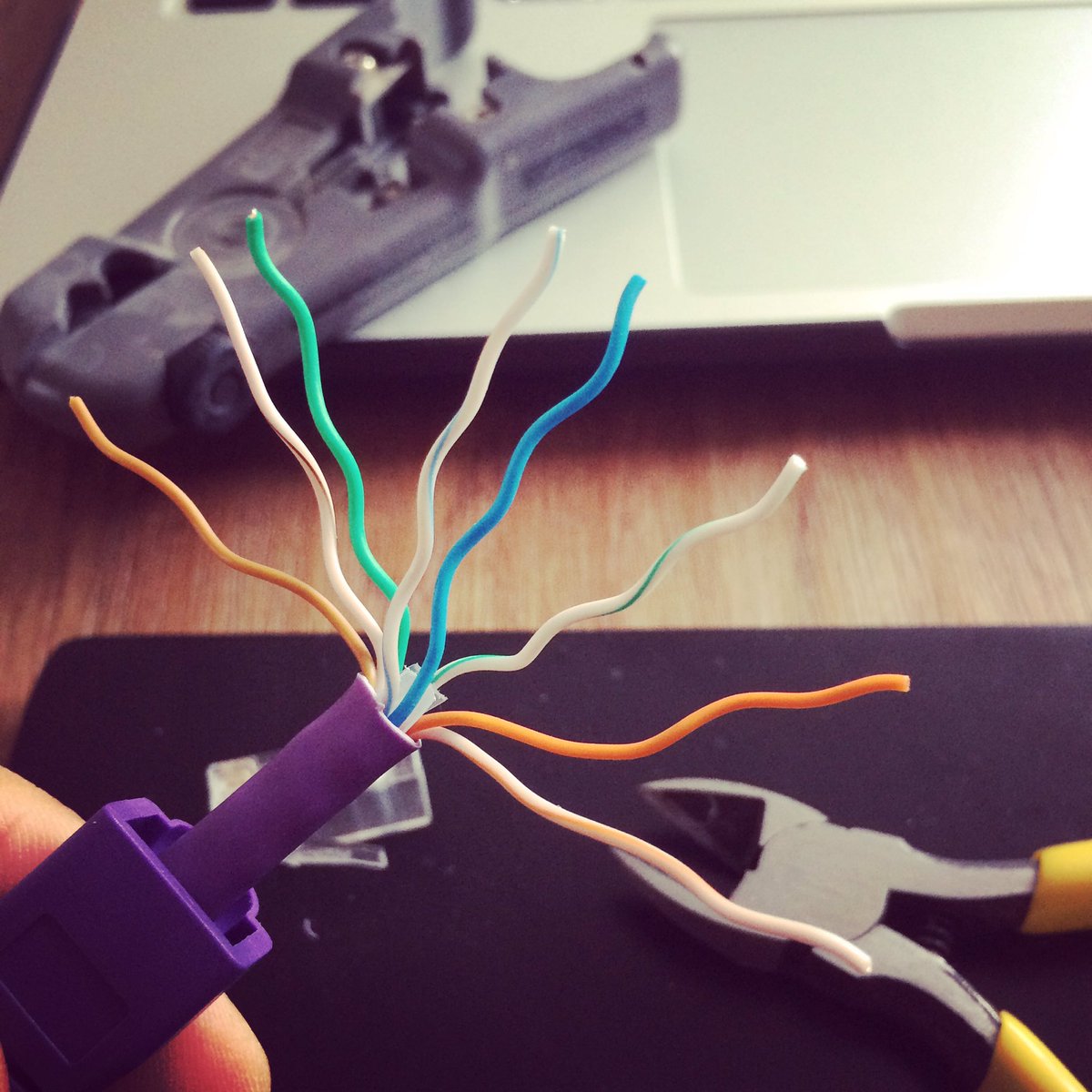 acampbell3000's tweet photo. Bit of #crimping on a #sunday afternoon... #568B #cat6 #unifi #smarthome https://t.co/g9mlexTtah