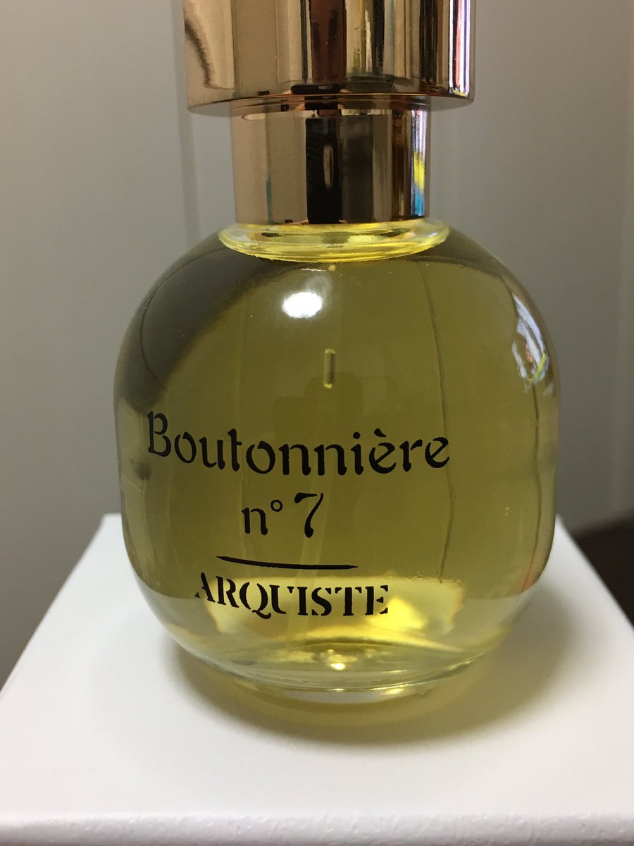 qapia310's tweet photo. #ARQUISTE
#Boutonniere n7
衝動買いw https://t.co/a540GvnQhB