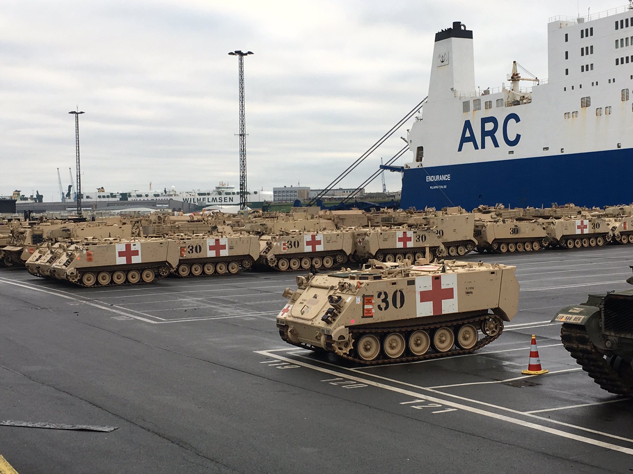 C1pxYCjWQAAwLJM.jpg:large