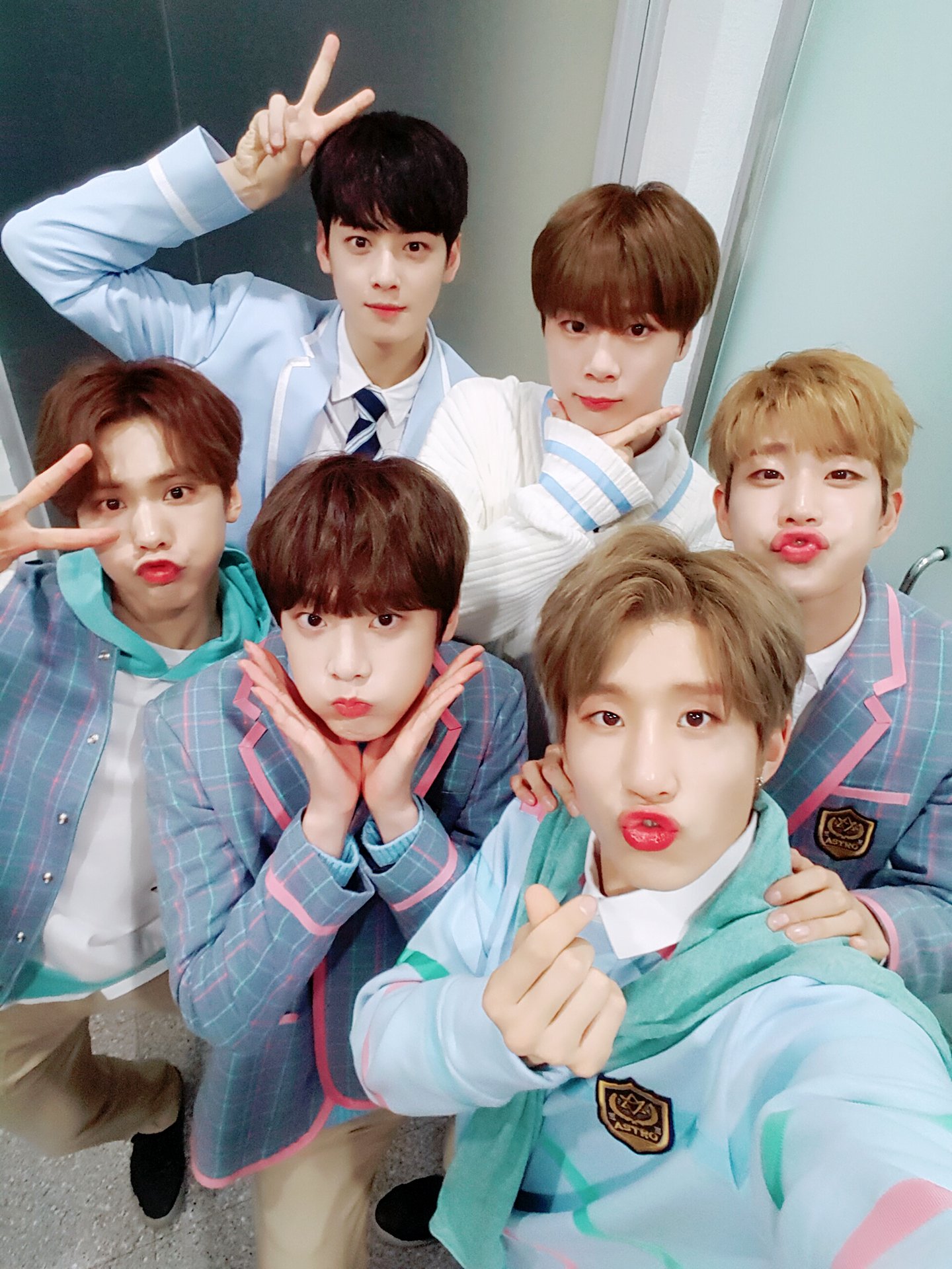 ASTRO アストロ リリイベ 大阪 ムンビン 握手会 サイン会 ASTRO アストロ リリイベ 大阪 ムンビン 握手会 サイン会
