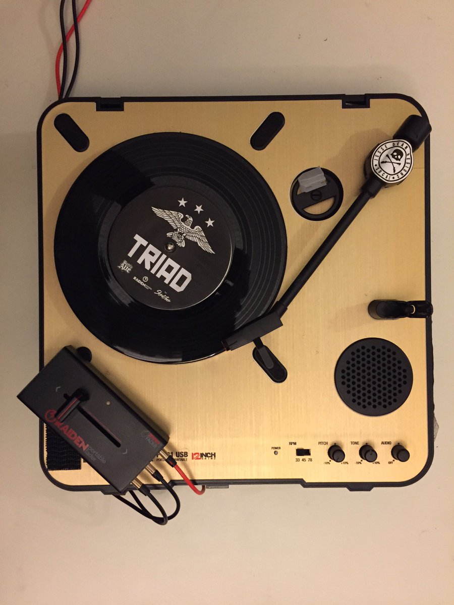 nwportablists's tweet photo. What's your dream portable setup of portable deck, Fader, speaker and 7"inch vinyl? #nwportablists #portablist https://t.co/mc1zE9fMvi