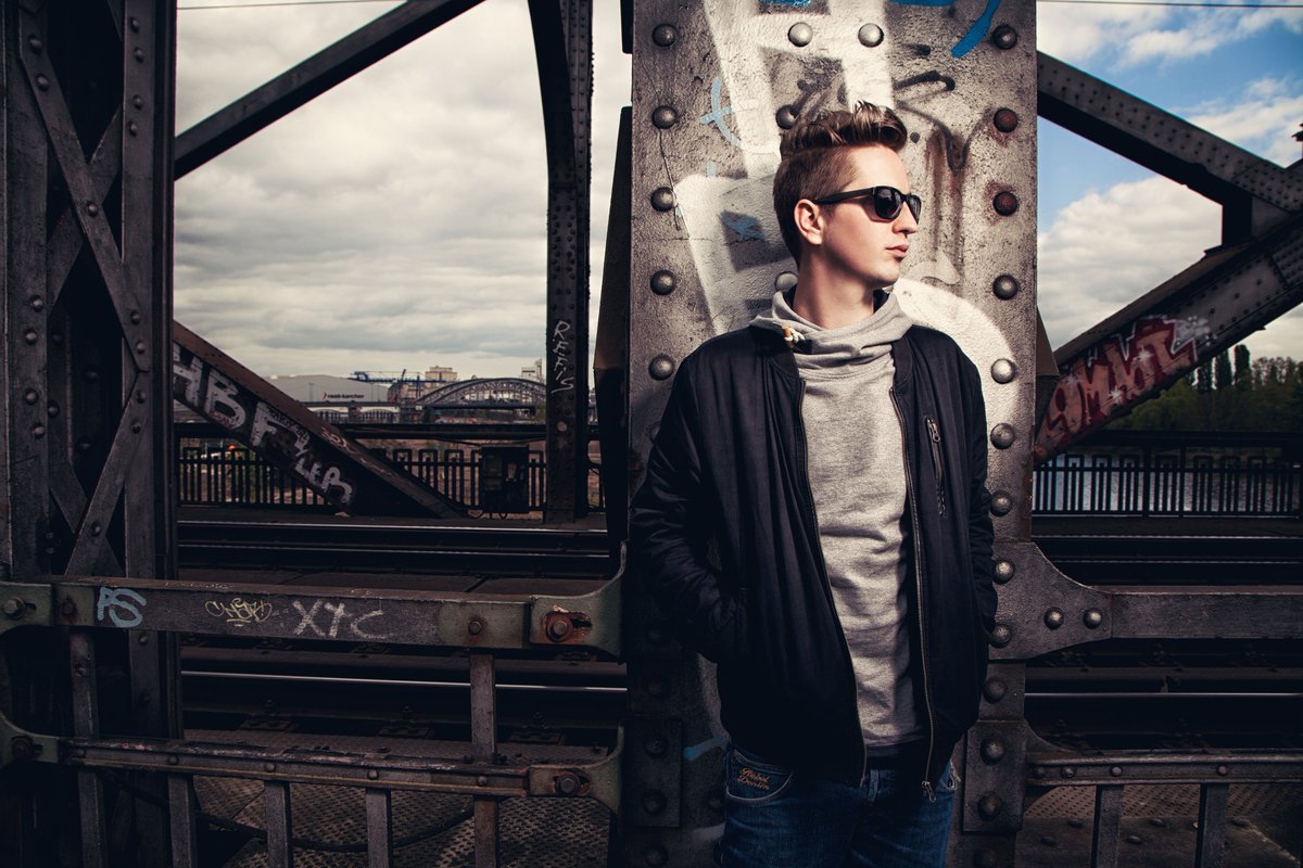 CMEindia's tweet photo. Q.5) Name the record label which @robin_schulz co-founded.

#SunburnArena #CMEContest #GuettaForGood https://t.co/vbtnVQ0I3N