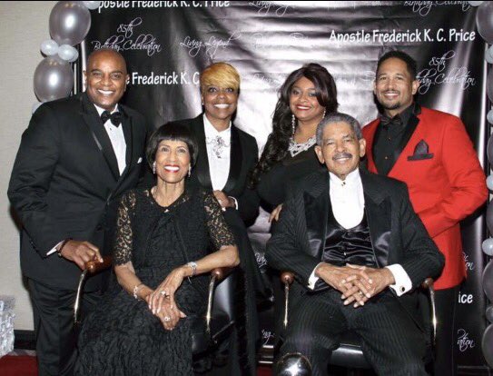 BLESSEDBEAUTEEB's tweet photo. A night to remember... #apostles85th https://t.co/g7xXHFH2or