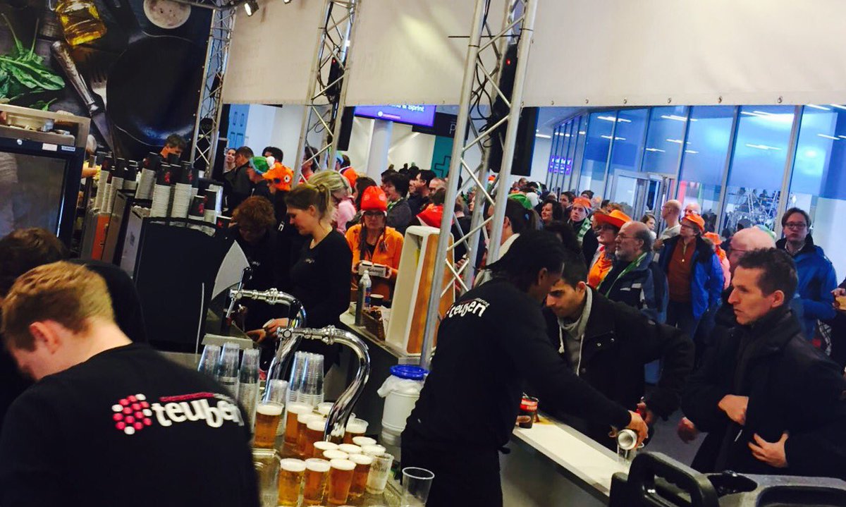 CateringTeuben's tweet image. Wat weer een leuk feestje @Thialf #EKallround #EKsprint #catering