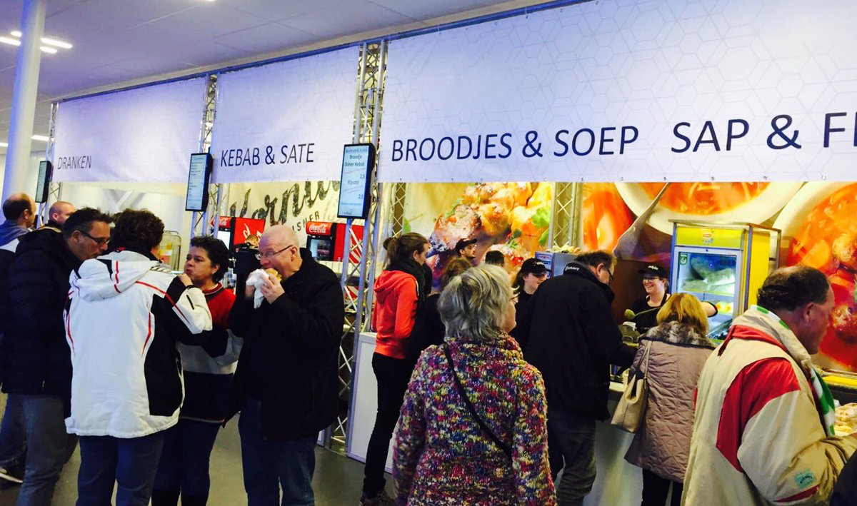 CateringTeuben's tweet image. Wat weer een leuk feestje @Thialf #EKallround #EKsprint #catering