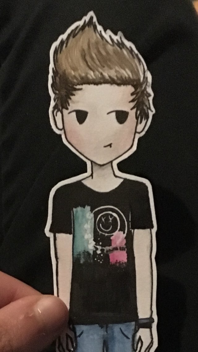 mewyoongii's tweet image. @Luke5SOS @lizhem65 @AndyHemmings66 I did a thing. It's a tiny paper watercolor Luke 

#5sos #iHeartAwards #BestFanArmy #5SOSFam