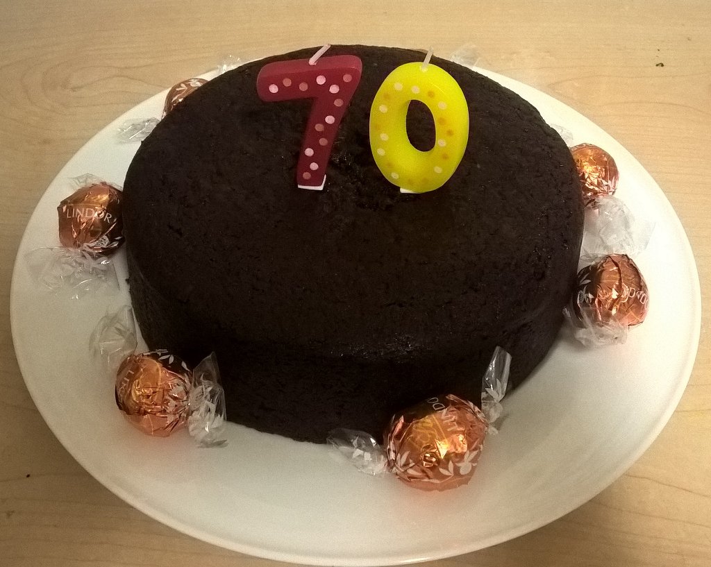 Happy Birthday Mum!
Celebrating with glorious Chocolate Orange Cake. 