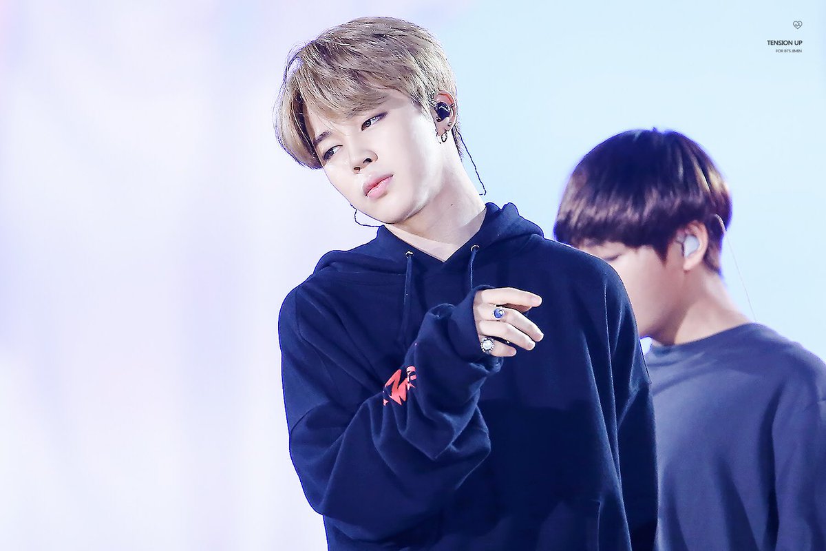 sokowicz's tweet photo. [HQ PIC] 160907 Pyeongchang Winter Olympics Concert
#방탄소년단 #지민 #JIMIN
© tensionup_1013 https://t.co/m51ZpVVzv1