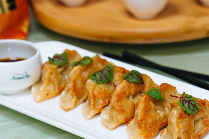 sugabyfoo's tweet image. #Brunch is taking place right now at #SUGA! Join us for $6 kimchi bloody marys and mimosas.