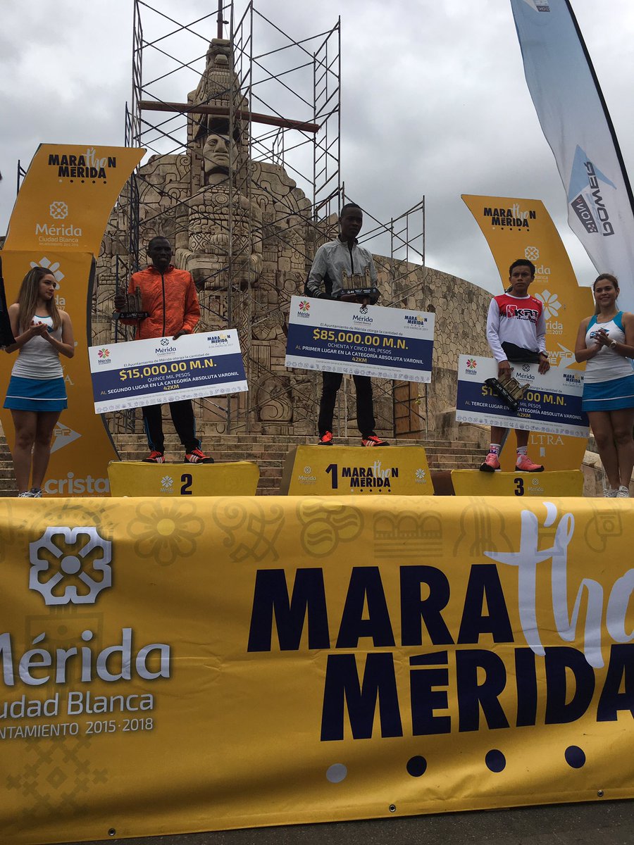 asdeporte's tweet photo. Estamos llevando a cabo la premiación del #MarathonMerida ¡ustedes ya son ganadores! https://t.co/d0ZMLPArui