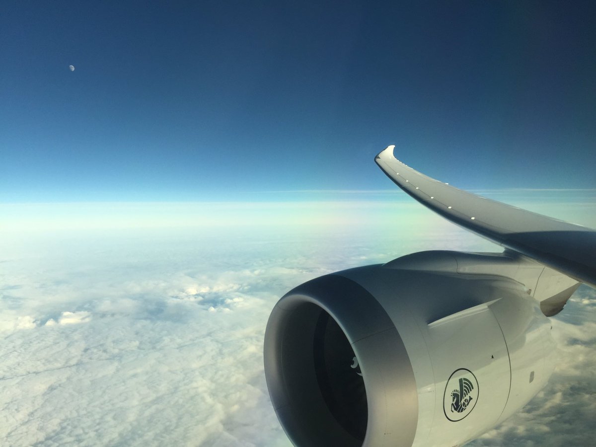 Thymotep's tweet photo. Super vol #AF789 pour l'inauguration de premier Dreamliner d'@AirFranceFR :)
#avgeek #AF789 #airfrance https://t.co/GJJD9hV3Un