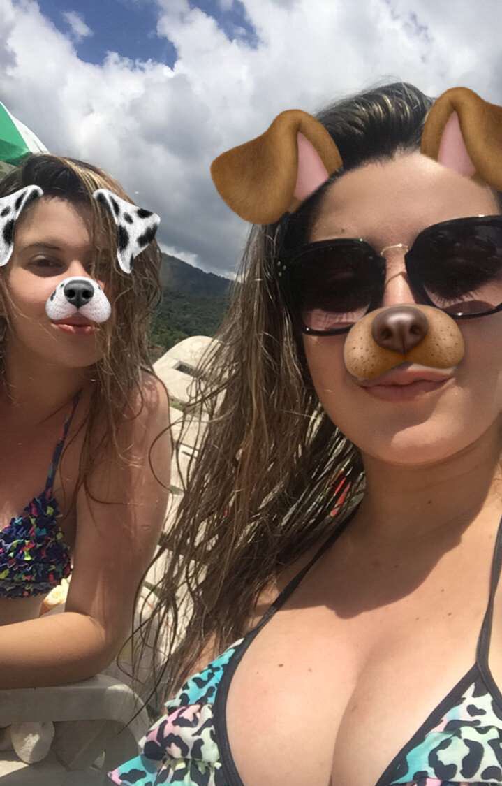 barbosa13v's tweet photo. Tão improvável que até Deus devia duvidar dessa amizade aí, parceira ❤ #mamãeama #filhaama @taina_gc https://t.co/A3zMQwlKa5