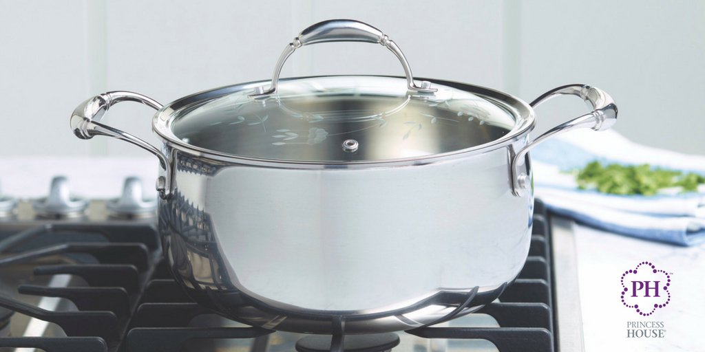 PrincessHouseCo's tweet image. Our 6-qt. Tri-Ply stir #casserole is what you need for any recipes that require perfect #HeatDistribution
ow.ly/Pj11307JQJS