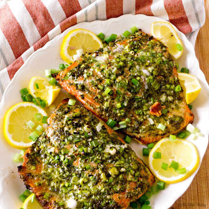 allourway's tweet image. #pestosalmon is #grilled a #quickmeal #30minutedish allourway.com/grilled-italia…