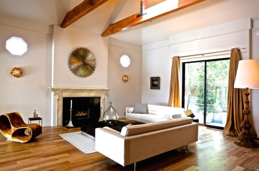 luxemagazine's tweet photo. Modern accents give warmth to this living room completed by @MLDMarkLiddell: https://t.co/e3Ka5wzuFd https://t.co/v3AvwGCiQi