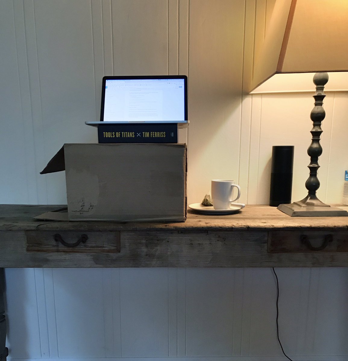 MarkMoschel's tweet photo. Continuing to find value from @ToolsofTitans_ ! Perfect for standing desk :-) Thanks @tferriss https://t.co/nwwQpY14BH
