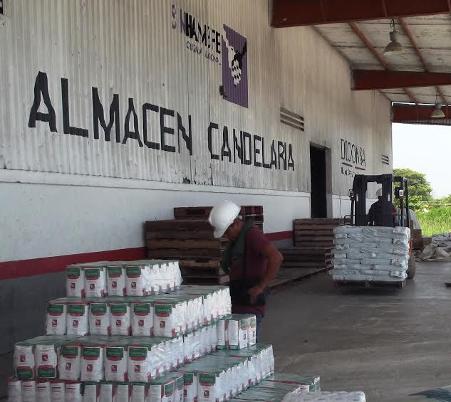 Radar_OX's tweet photo. Diconsa surte rancherías aledañas al río Palizada   con 776 toneladas mensuales de alimento https://t.co/4mZmSrmnMa https://t.co/Geq5M90uez