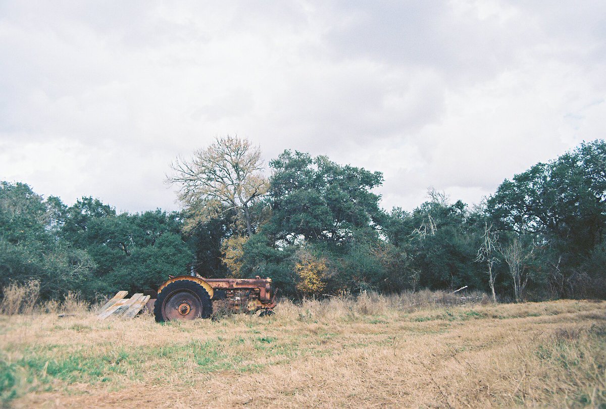 PromiseMeSilver's tweet image. I took pictures of old stuff with my film camera