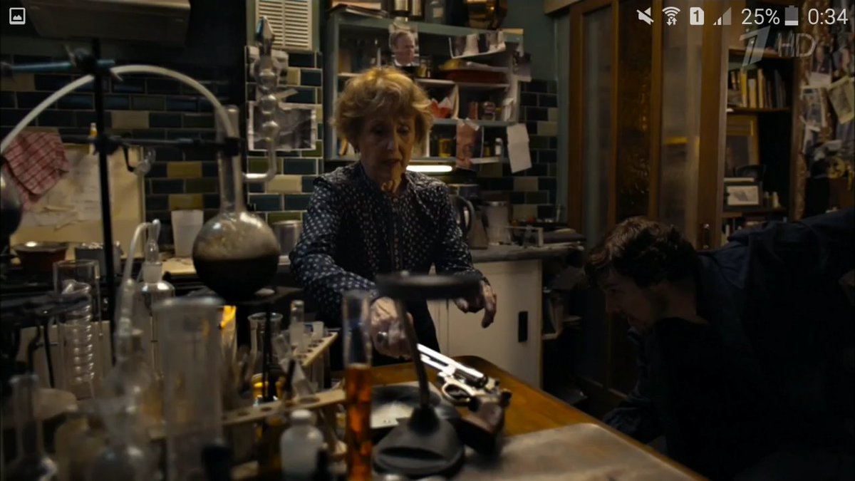 Echel_Stark's tweet image. -Эта женщина безумна. Я просто попросил чашку чая.

#НОЧЬШЕРЛОКА