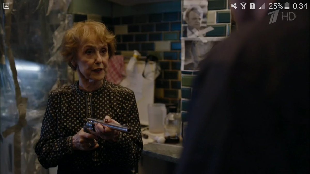 Echel_Stark's tweet image. -Эта женщина безумна. Я просто попросил чашку чая.

#НОЧЬШЕРЛОКА